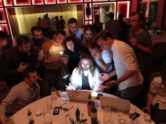 support-heroes-at-dinner